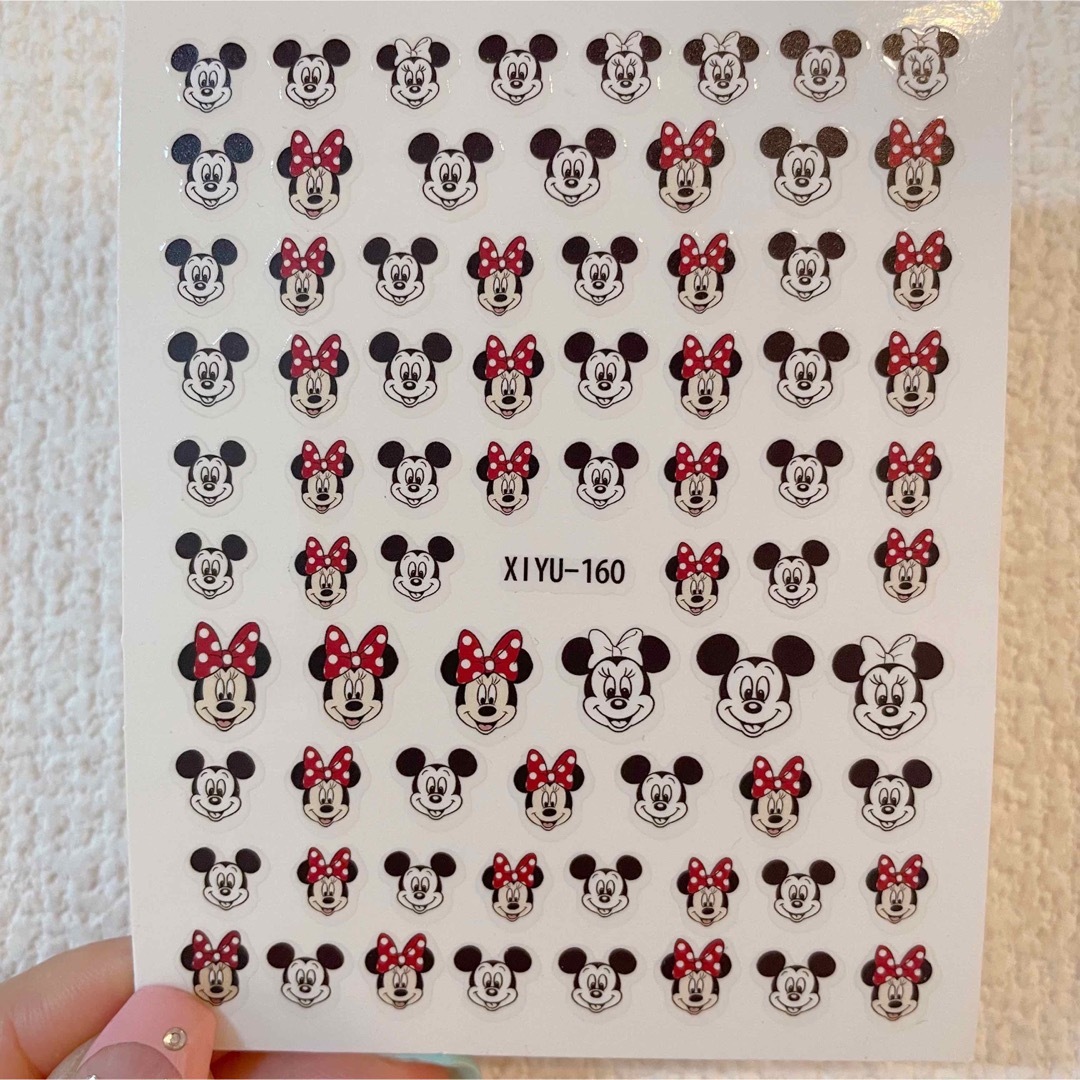Disney(ディズニー)の［２枚セット＋普通郵便］ミッキーミニー　ネイルシール　ステッカー コスメ/美容のネイル(デコパーツ)の商品写真