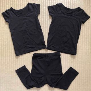 ユニクロ(UNIQLO)のユニクロ　UNIQLO ヒートテック　黒　ブラック　半袖　インナー　シャツ　(肌着/下着)