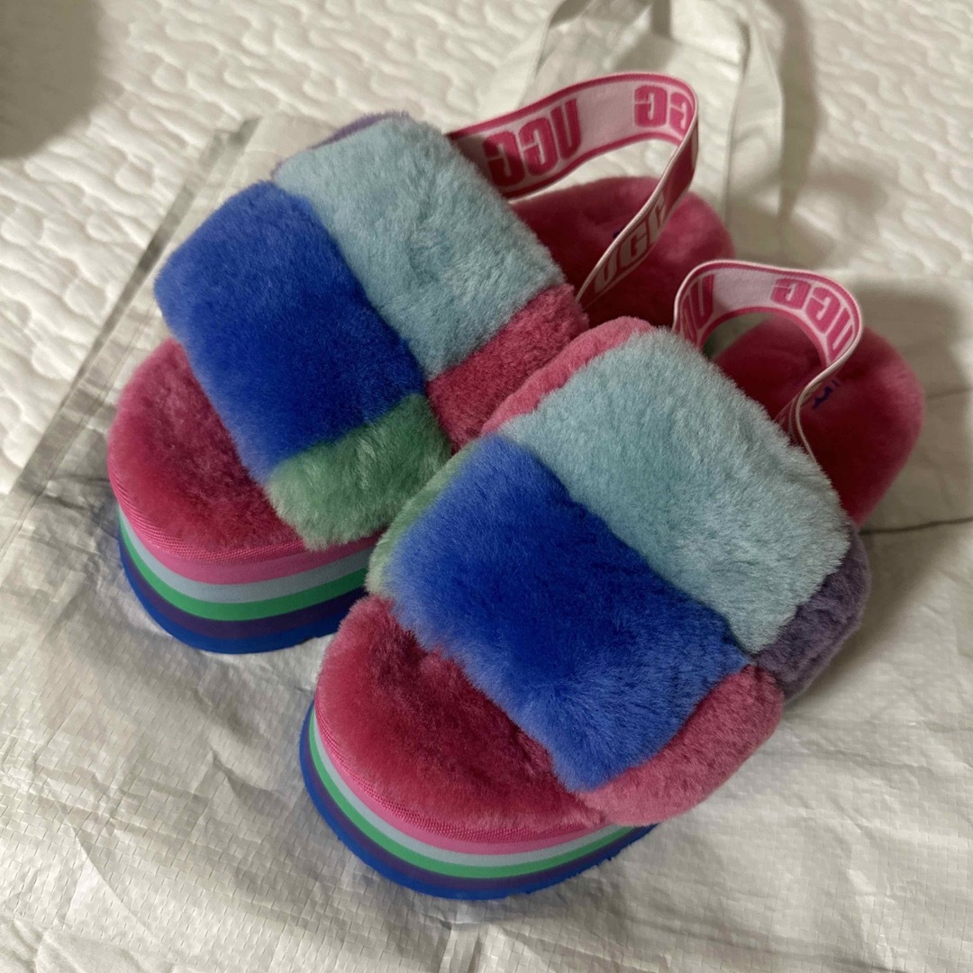 UGG アグ♡ディスコチェッカースライド厚底サンダル-