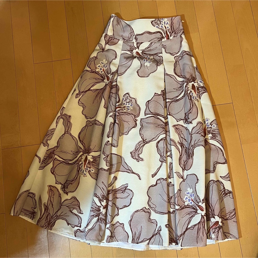 FRAY I.D(フレイアイディー)のフレイアイディー ハイウエストバックリボンフラワースカート レディースのスカート(ロングスカート)の商品写真