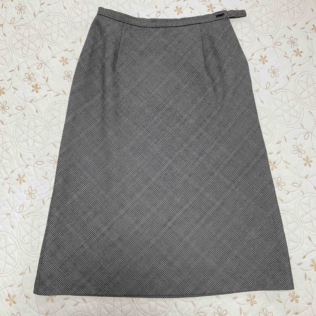 J.PRESS(ジェイプレス)のJプレス　スカート  グレンチェック　11号 レディースのスカート(ひざ丈スカート)の商品写真