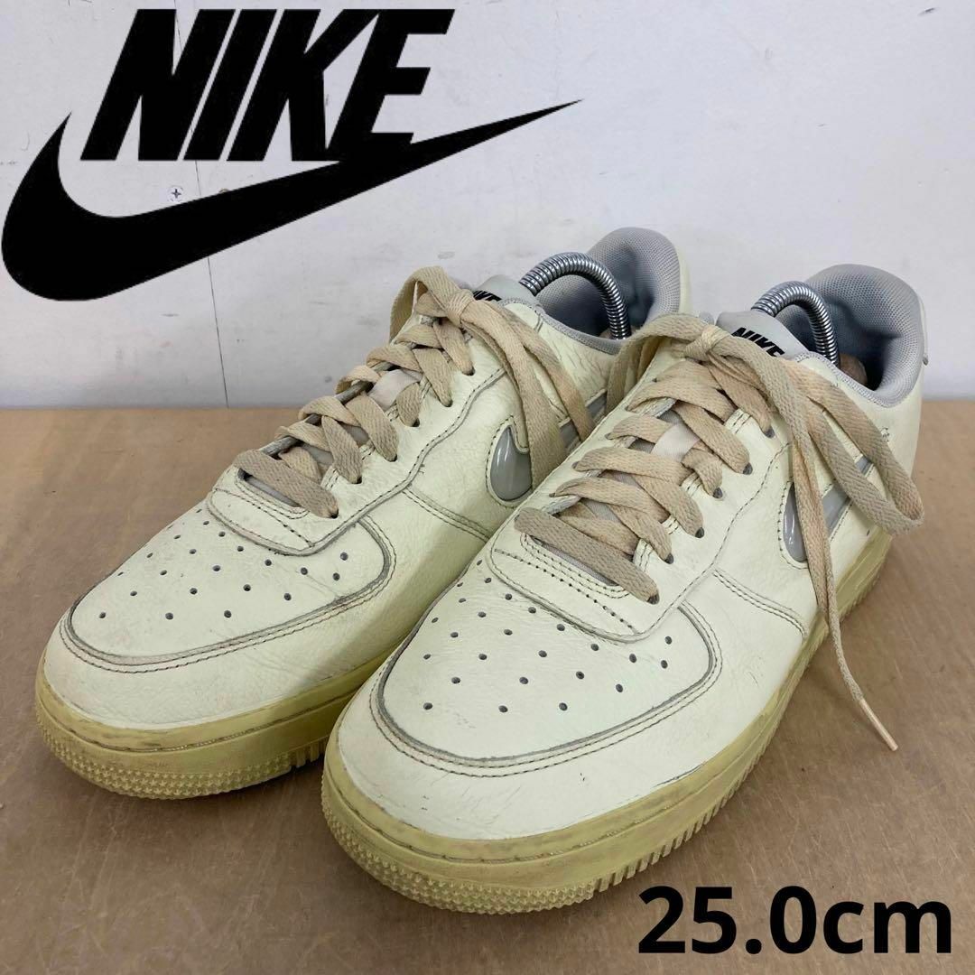 NIKE WMNS AIR FORCE 1 ‘07 / 25.0cm