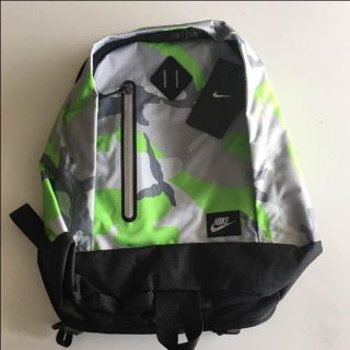 ナイキ(NIKE)のナイキ  リュックサック  ２０Ｌ(その他)