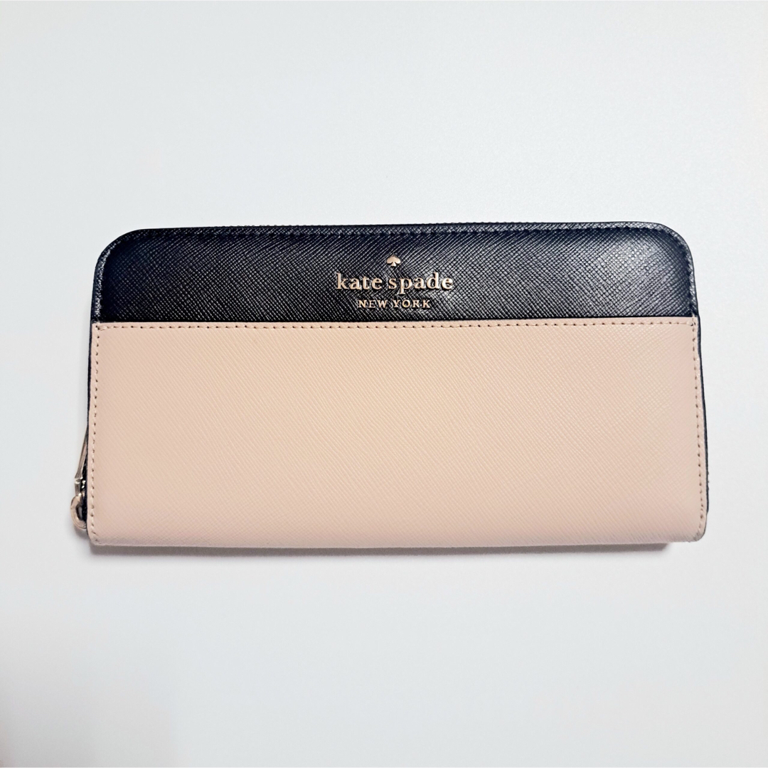 【鑑定済】ケイトスペード　長財布　Kate spade  レザー