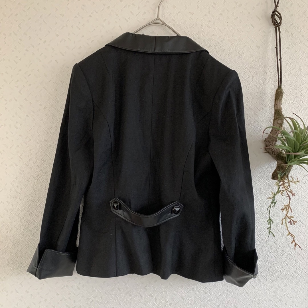 タエアシダ TAE ASHIDAスカートスーツ 黒 麻混 美シルエット-