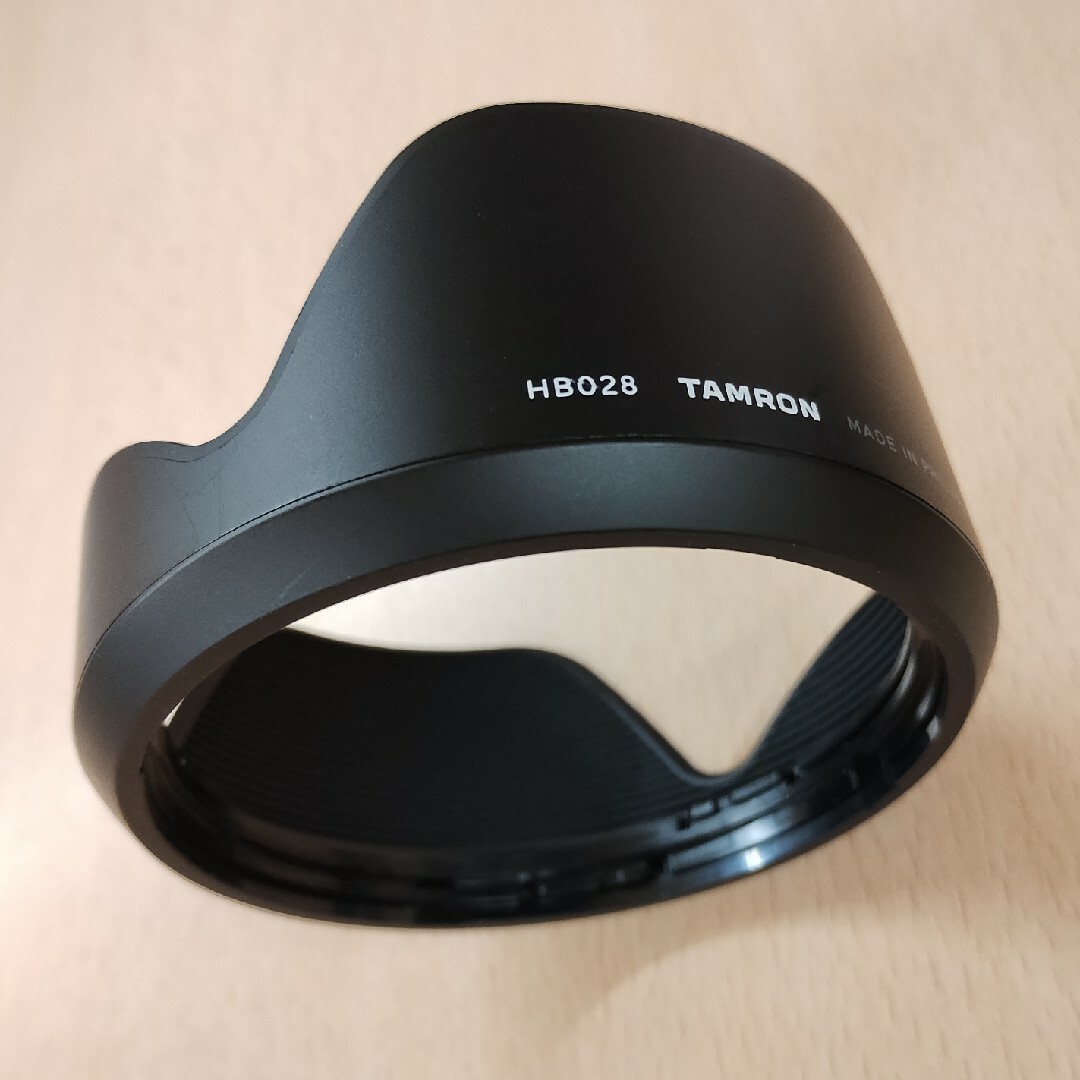 TAMRON(タムロン)のタムロンレンズフード　HB028 全国送料込み スマホ/家電/カメラのカメラ(その他)の商品写真