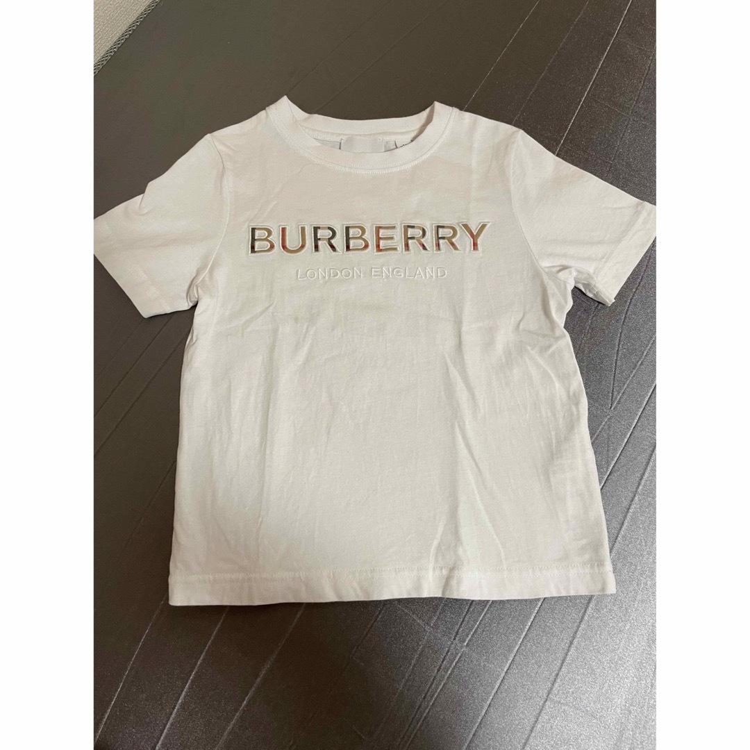 BURBERRY - Tシャツの通販 by 3kidsまま's shop|バーバリーならラクマ