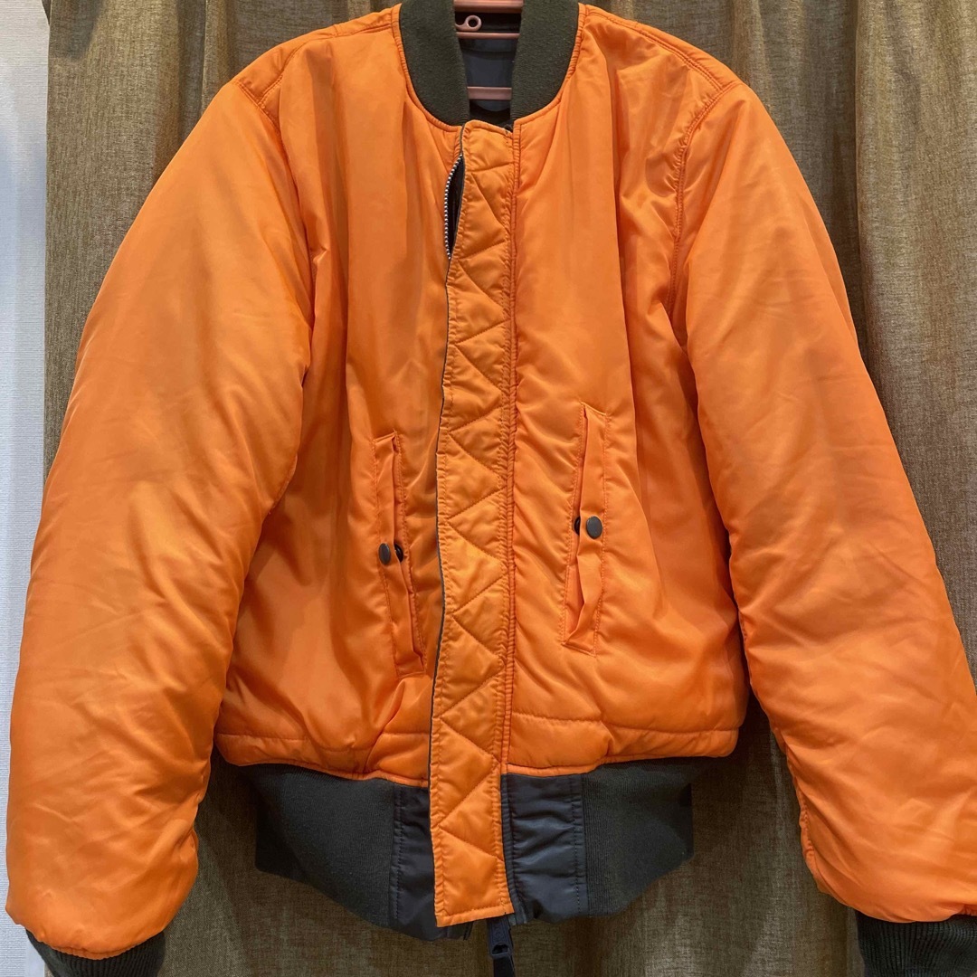 ALPHA INDUSTRIES(アルファインダストリーズ)のアルファインダストリーズ ma-1  メンズのジャケット/アウター(フライトジャケット)の商品写真