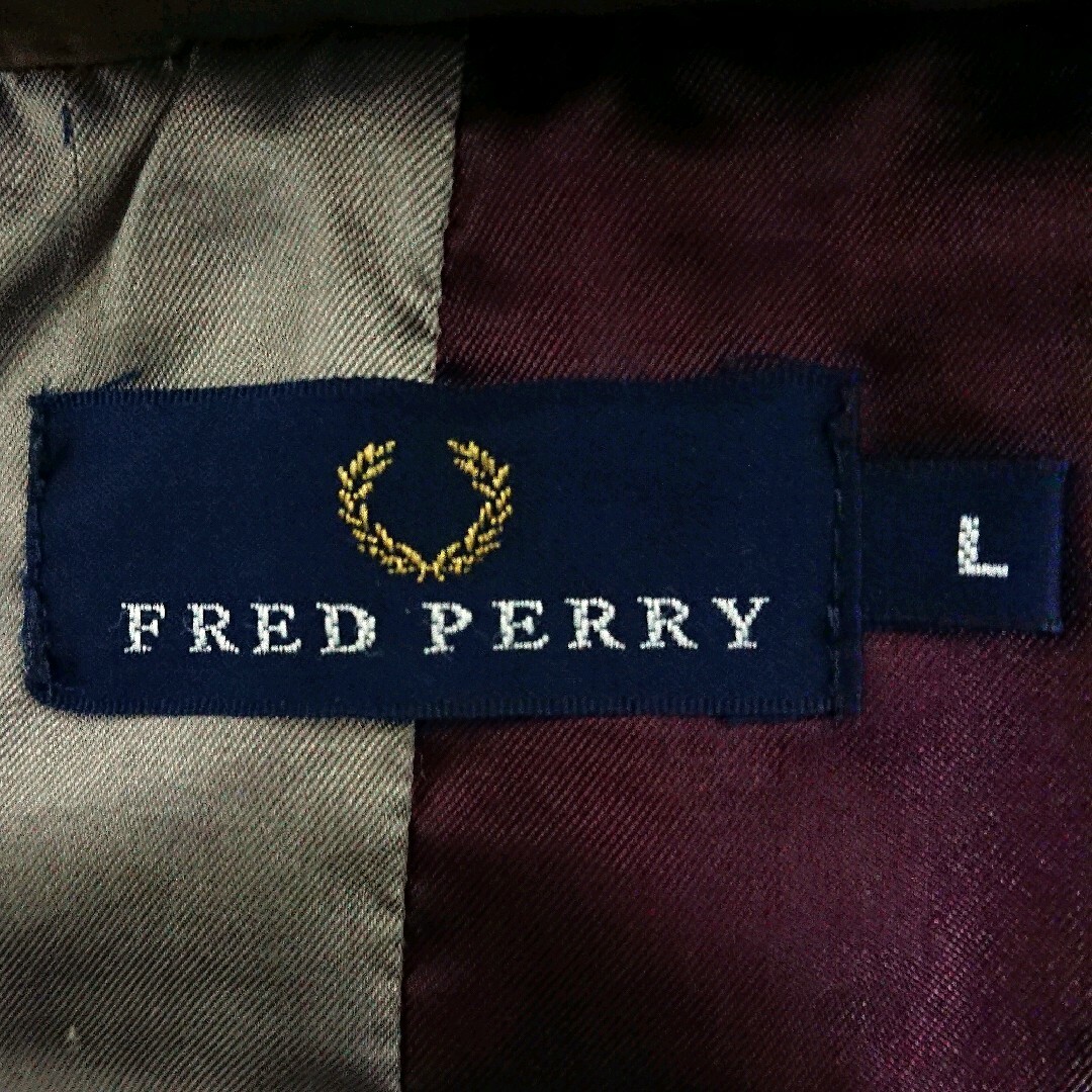 FRED PERRY - フレッドペリー 刺繍 ロゴ フード ファー 着脱 2way