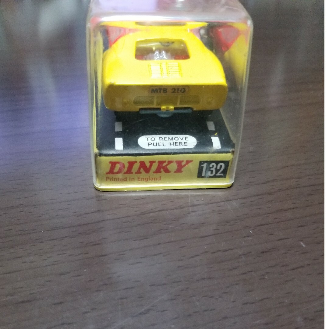 ディンキー フォード40-RV DINKY132