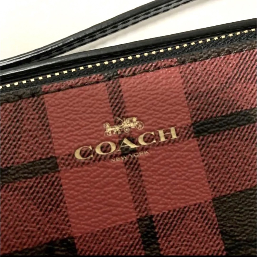 COACH(コーチ)のCOACH コーチ ポーチ リストレット レッド チェック レディースのファッション小物(ポーチ)の商品写真