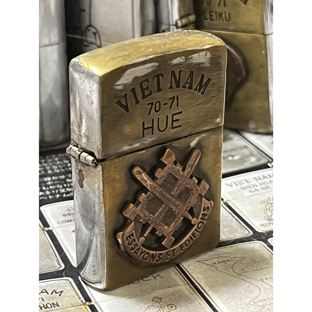 【ベトナムZIPPO】本物 1970年製ベトナムジッポー「第18工兵旅団」徽章