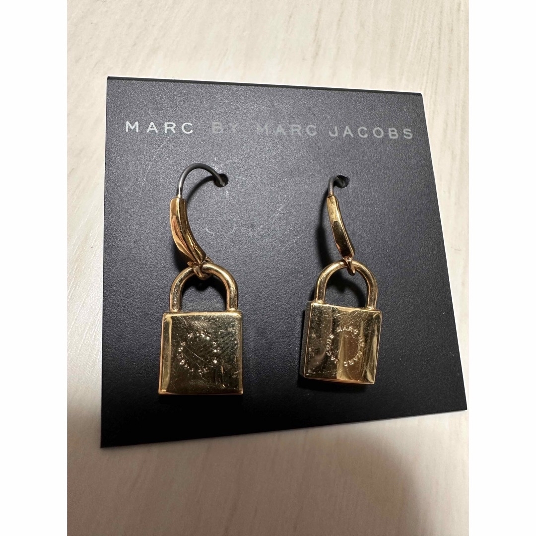 MARC BY MARC JACOBS(マークバイマークジェイコブス)のマークバイマークジェイコブス　ピアス レディースのアクセサリー(ピアス)の商品写真