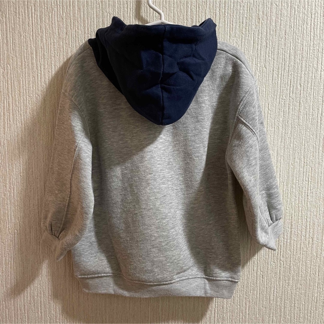 ZARA KIDS(ザラキッズ)のZARA KIDS パーカー キッズ/ベビー/マタニティのキッズ服男の子用(90cm~)(Tシャツ/カットソー)の商品写真