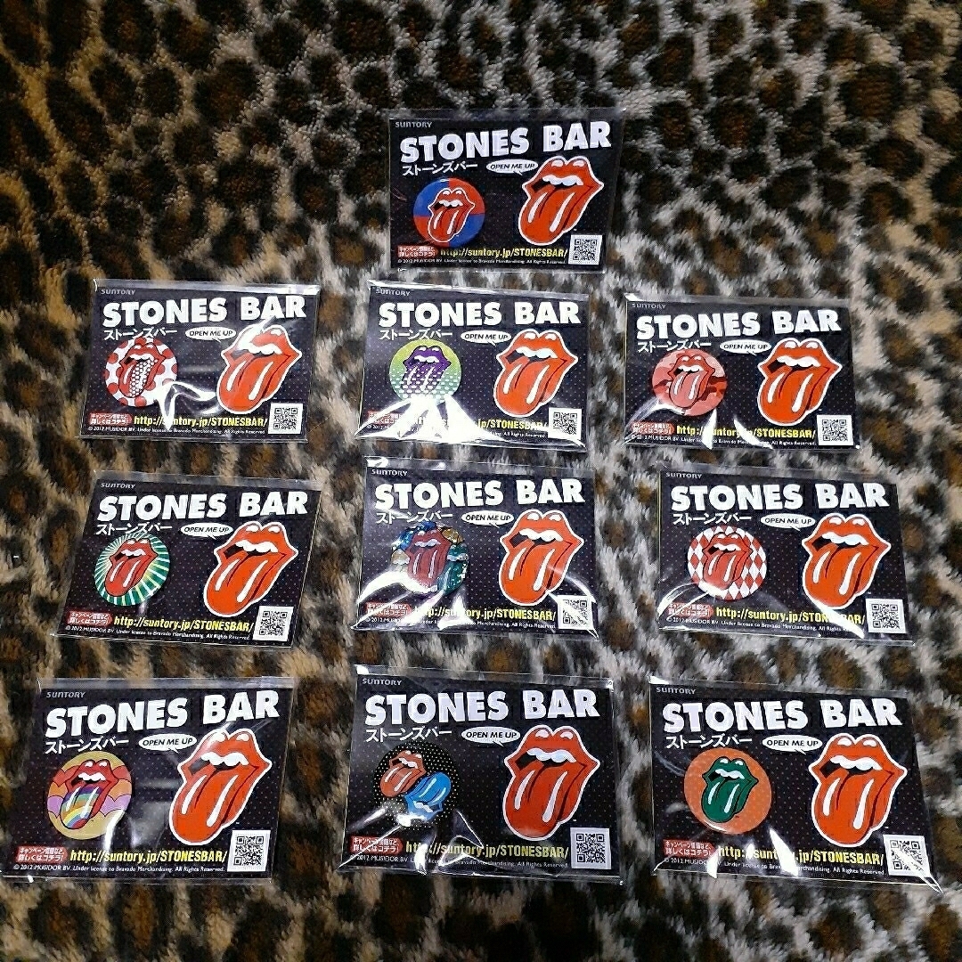 サントリー(サントリー)のローリングストーンズ『ストーンズバーSTONES BAR缶バッジ』50個入り エンタメ/ホビーのCD(ポップス/ロック(洋楽))の商品写真