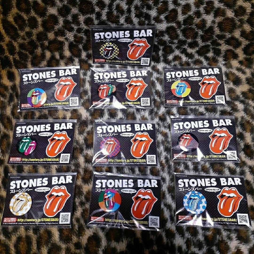 サントリー(サントリー)のローリングストーンズ『ストーンズバーSTONES BAR缶バッジ』50個入り エンタメ/ホビーのCD(ポップス/ロック(洋楽))の商品写真