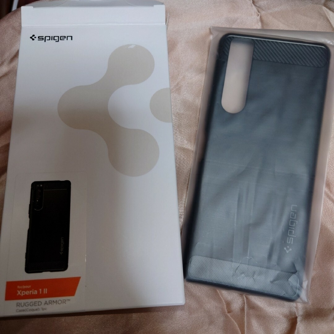 Spigen(シュピゲン)のXperia1 II専用 米軍規格 シュピゲン ラギッド・アーマー スマホケース スマホ/家電/カメラのスマホアクセサリー(Androidケース)の商品写真