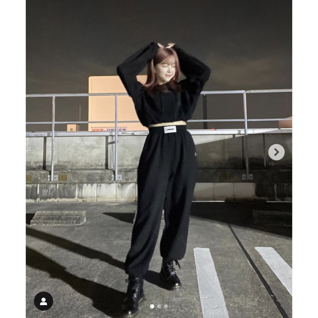 épine - LE SSELAFIM × epine セットアップ エピヌ ルセラフィム 黒の