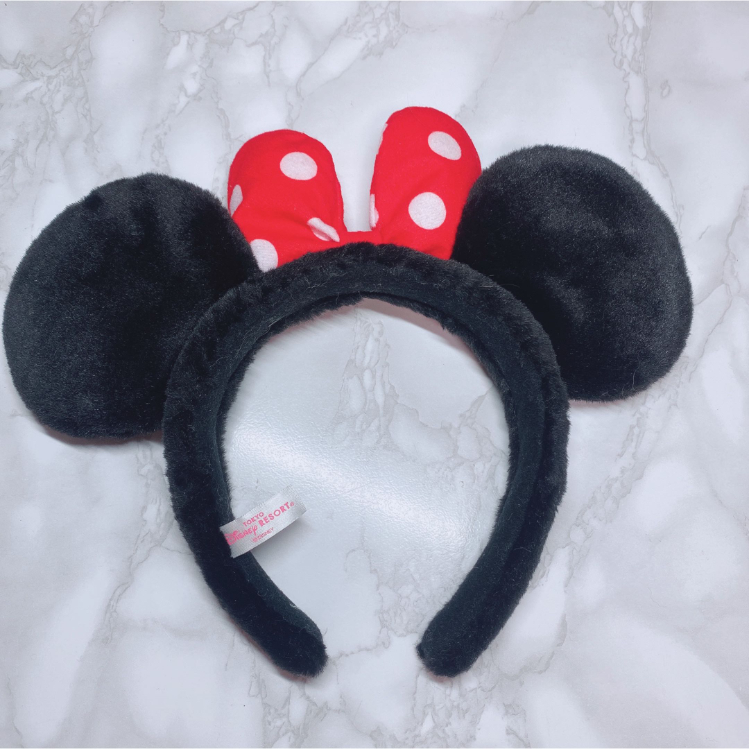 Disney(ディズニー)のミニーマウス　カチューシャ　ディズニーランド エンタメ/ホビーのおもちゃ/ぬいぐるみ(キャラクターグッズ)の商品写真