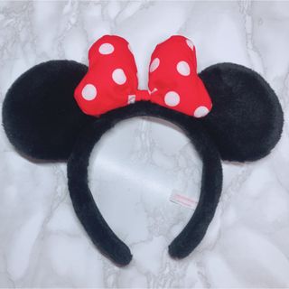 ディズニー(Disney)のミニーマウス　カチューシャ　ディズニーランド(キャラクターグッズ)