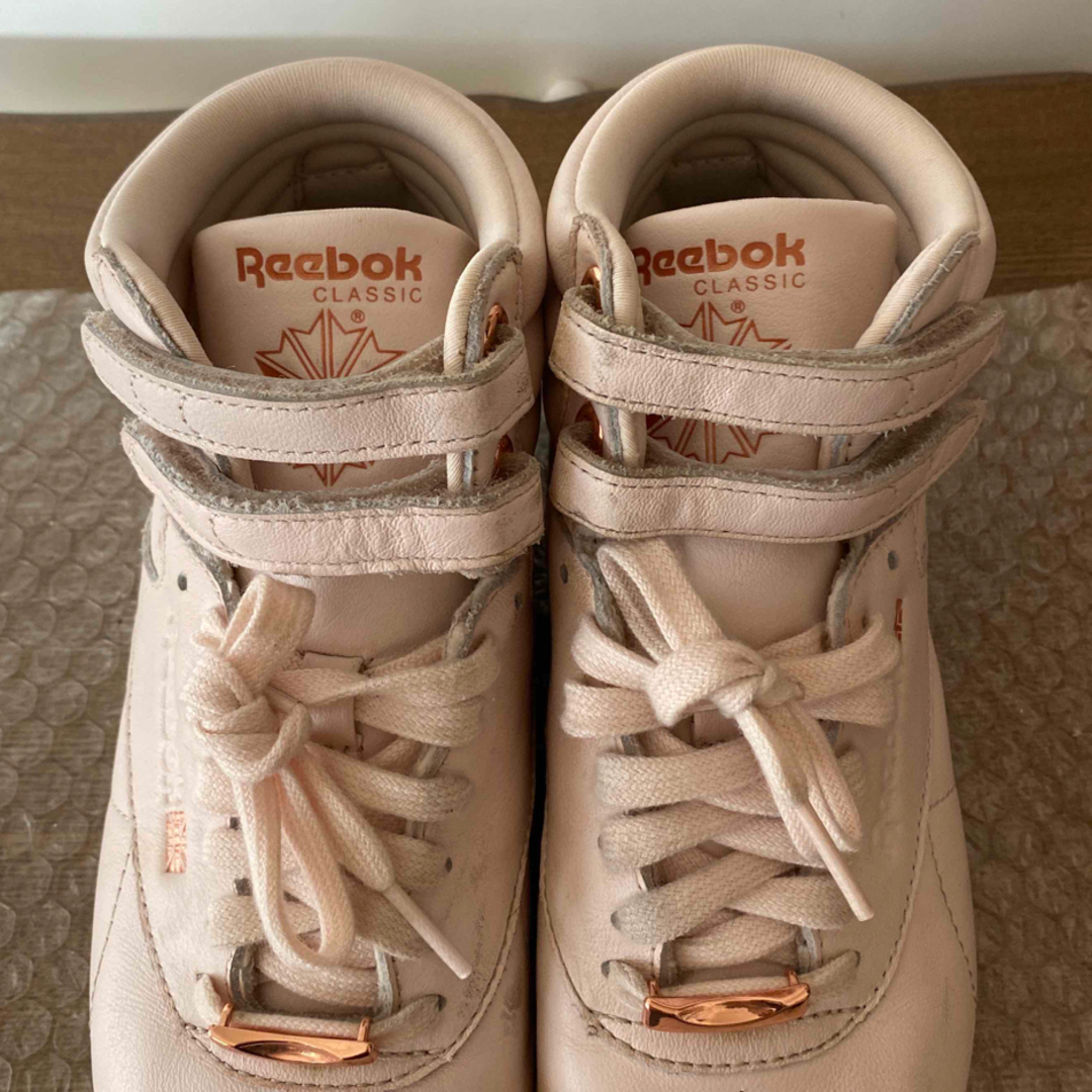 Reebok リーボック ♡ フリースタイルハイ スニーカー ピンク