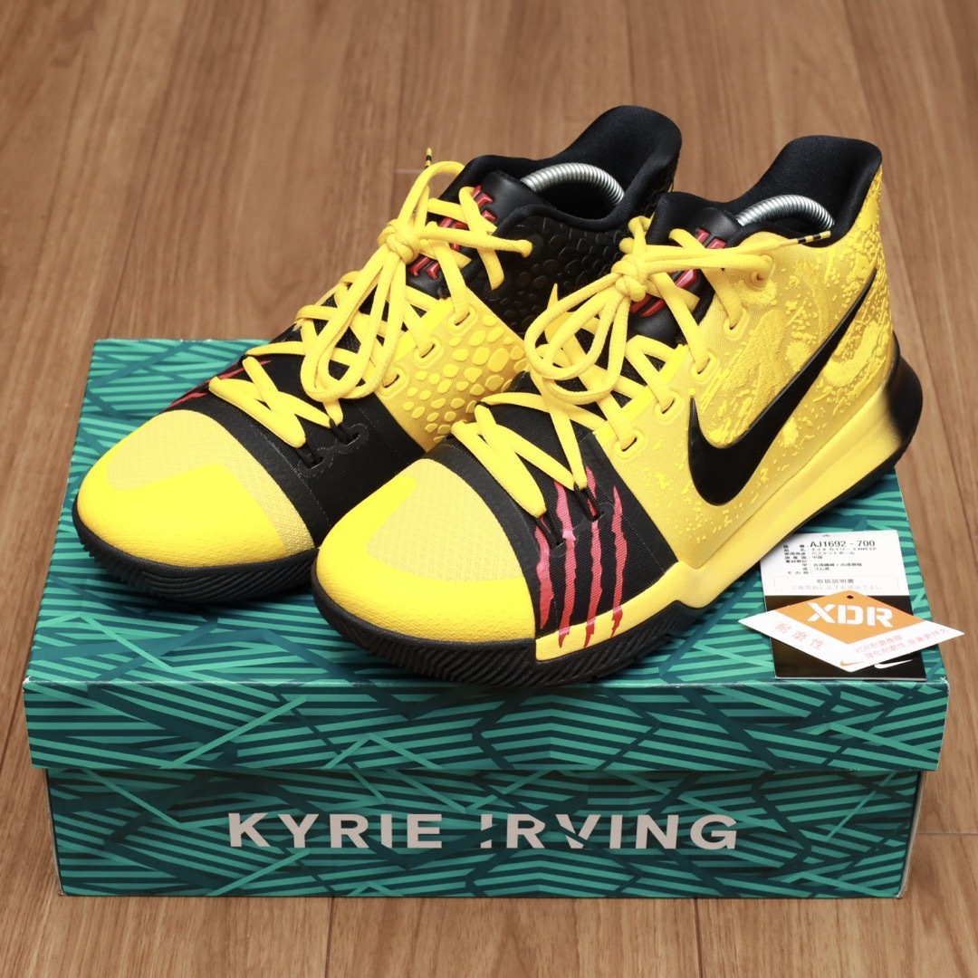 NIKE(ナイキ)のNIKE KYRIE 3 EP “MAMBA MENTALITY” 26.5cm スポーツ/アウトドアのスポーツ/アウトドア その他(バスケットボール)の商品写真