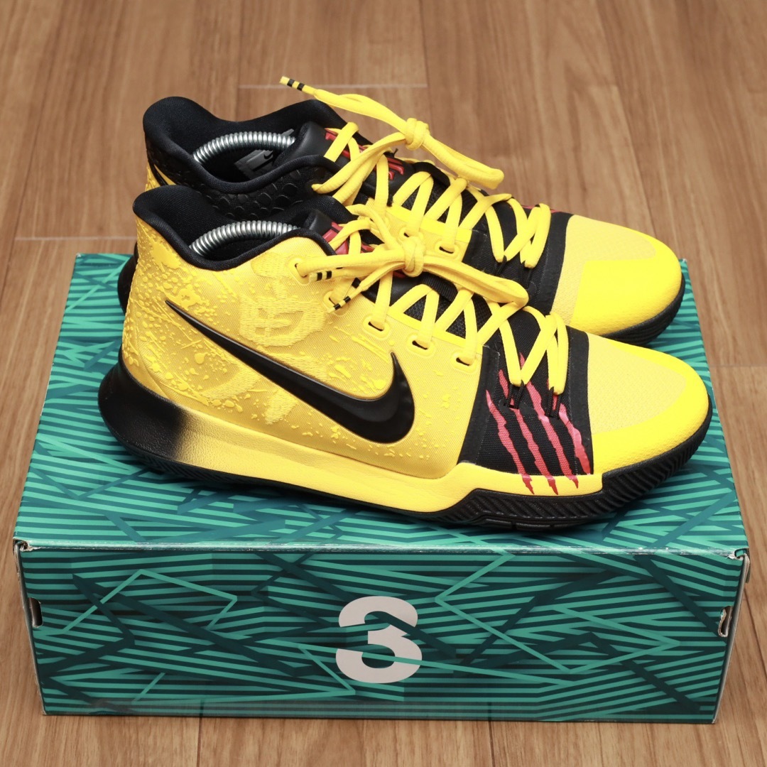 NIKE(ナイキ)のNIKE KYRIE 3 EP “MAMBA MENTALITY” 26.5cm スポーツ/アウトドアのスポーツ/アウトドア その他(バスケットボール)の商品写真