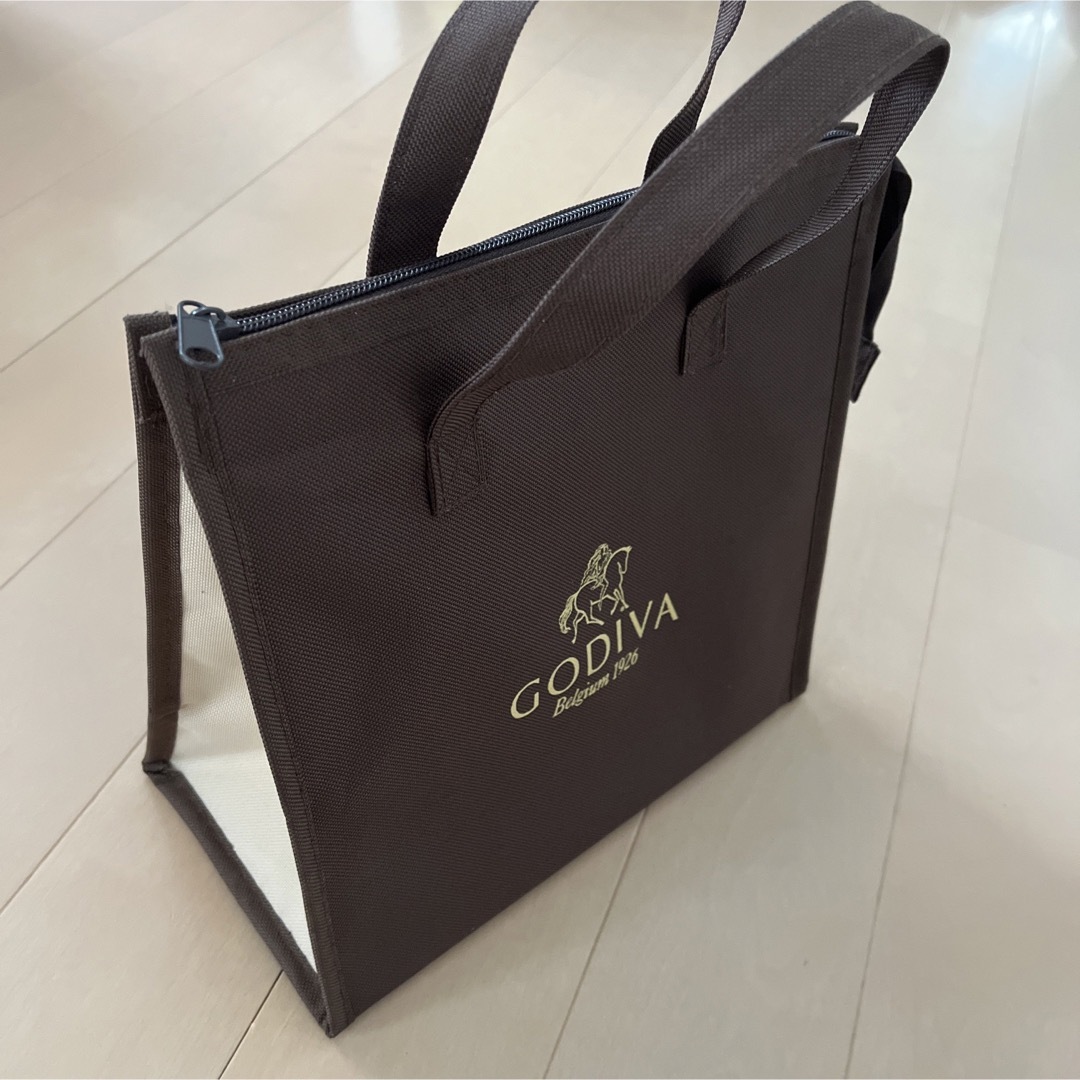 GODIVA(ゴディバ)のGODIVA ゴディバ  マチ付き　保冷　保温バッグ　エコバッグ　トートバッグ レディースのバッグ(エコバッグ)の商品写真