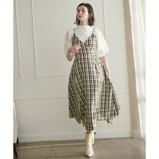 アンドクチュール(And Couture)の《新品未使用》(ひざ丈ワンピース)