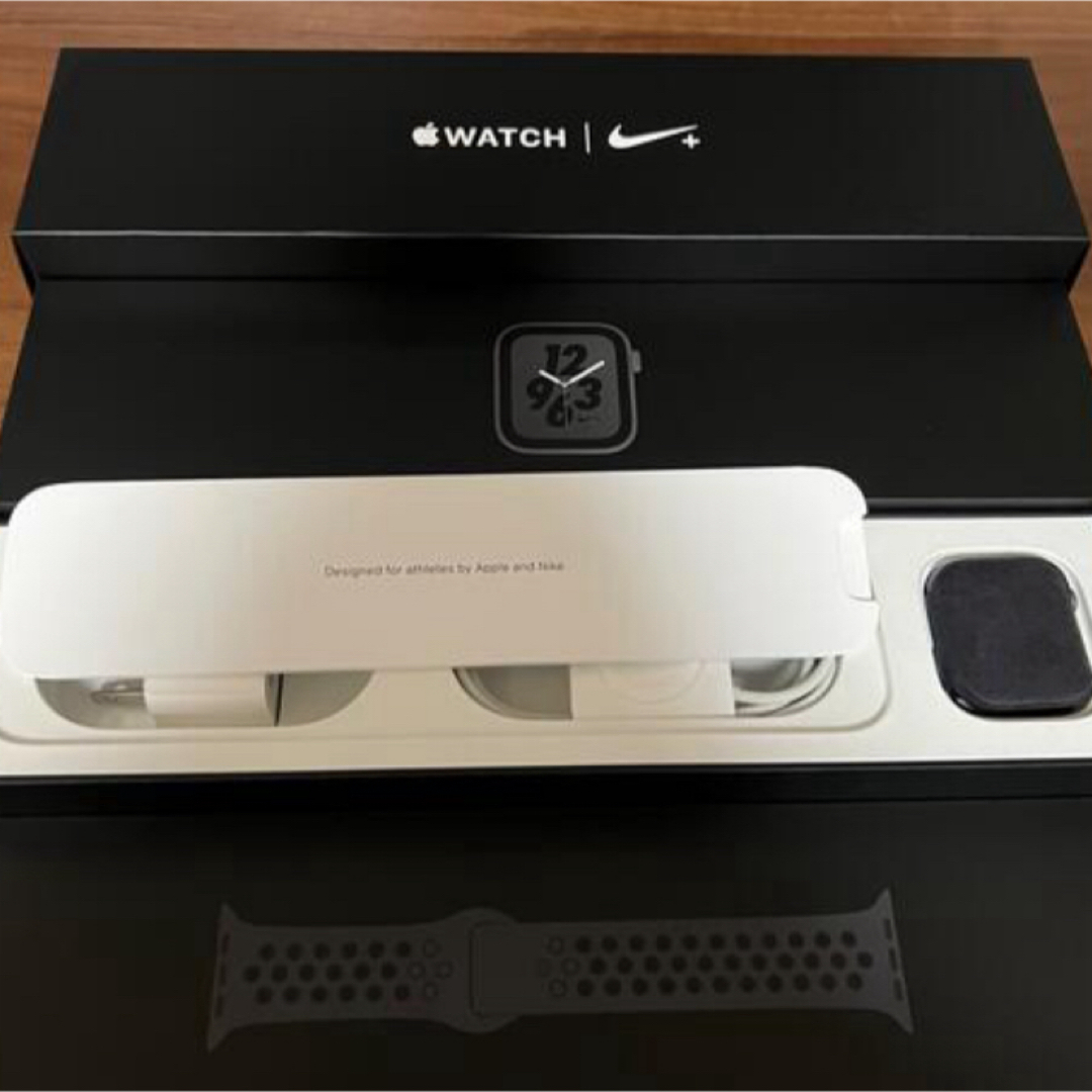 Apple Watch 4 40mm nike GPSモデル