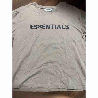 フィアオブゴッド(FEAR OF GOD)のFEAR OF GODESSENTIALS エッセンシャル半袖 Tシャツ M(Tシャツ/カットソー(半袖/袖なし))