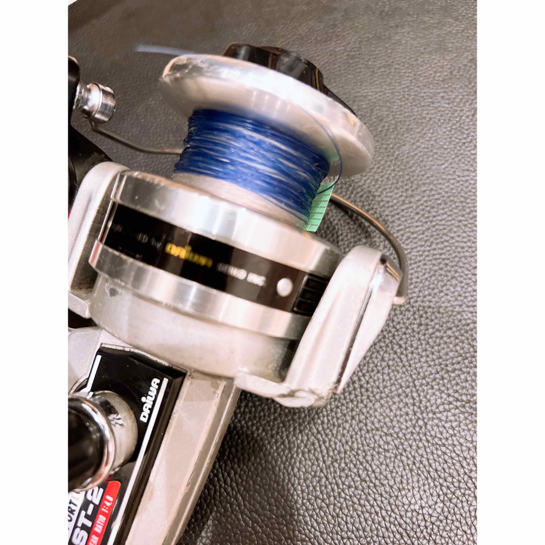 DAIWA(ダイワ)の【一斉値下げ】ダイワ　リール　スポーツラインST-2  スポーツ/アウトドアのフィッシング(リール)の商品写真