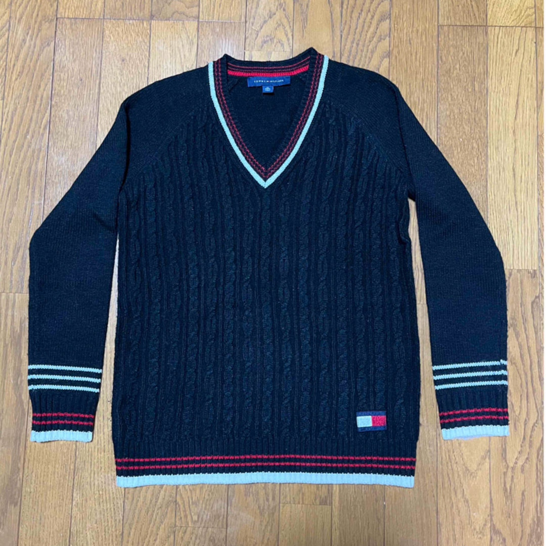 TOMMY HILFIGER(トミーヒルフィガー)のトミーヒルフィガー　Vネック　ニット　XS  ブラック メンズのトップス(ニット/セーター)の商品写真