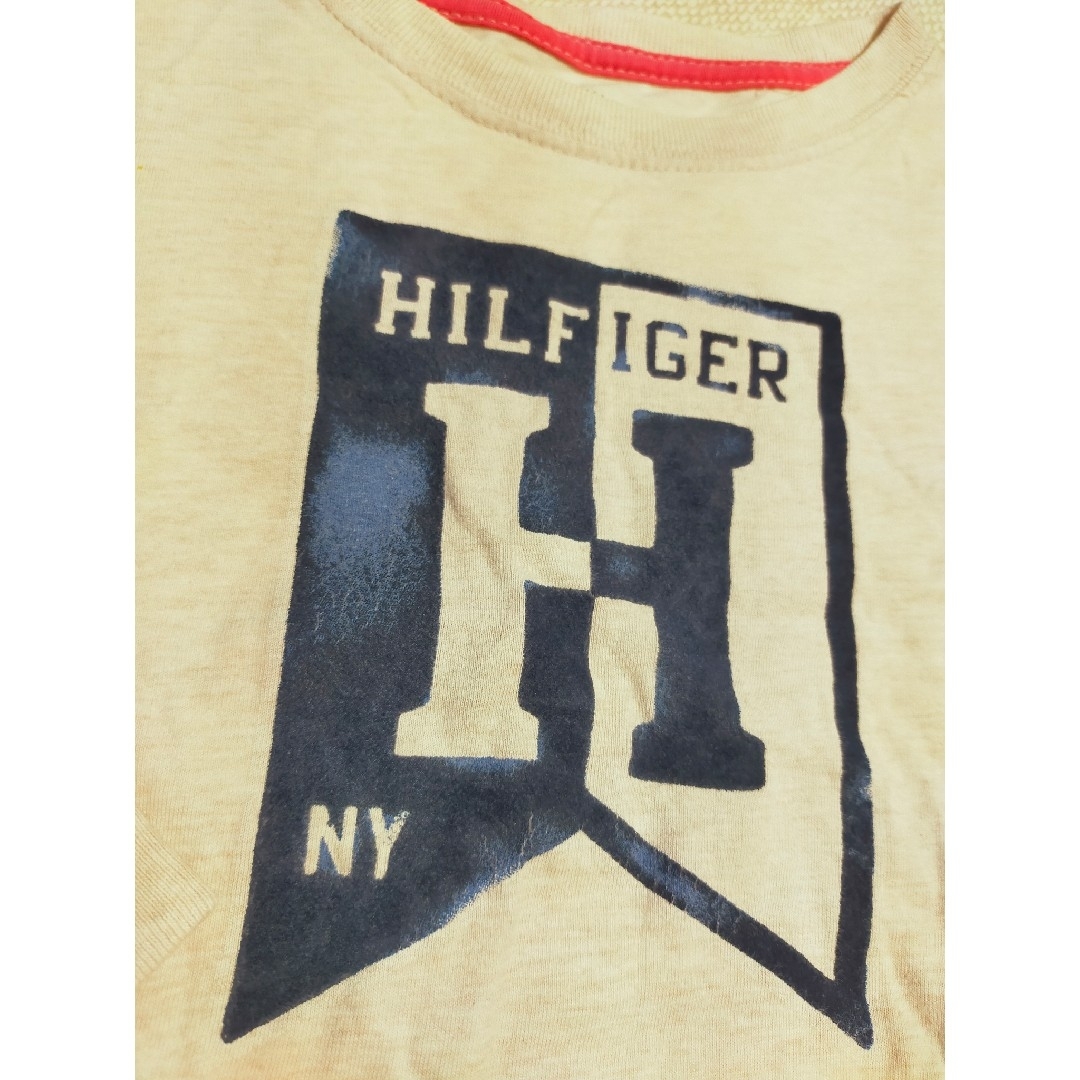 TOMMY HILFIGER(トミーヒルフィガー)のトミーヒルフィガー　ロンＴ　長袖　2T 2枚セット キッズ/ベビー/マタニティのキッズ服男の子用(90cm~)(Tシャツ/カットソー)の商品写真