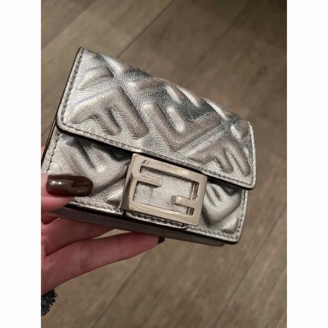 FENDI フェンディ ニッキーミナージュコラボ 財布