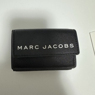 MARC JACOBS パスケース付 2つ折りミニ財布 - 折り財布