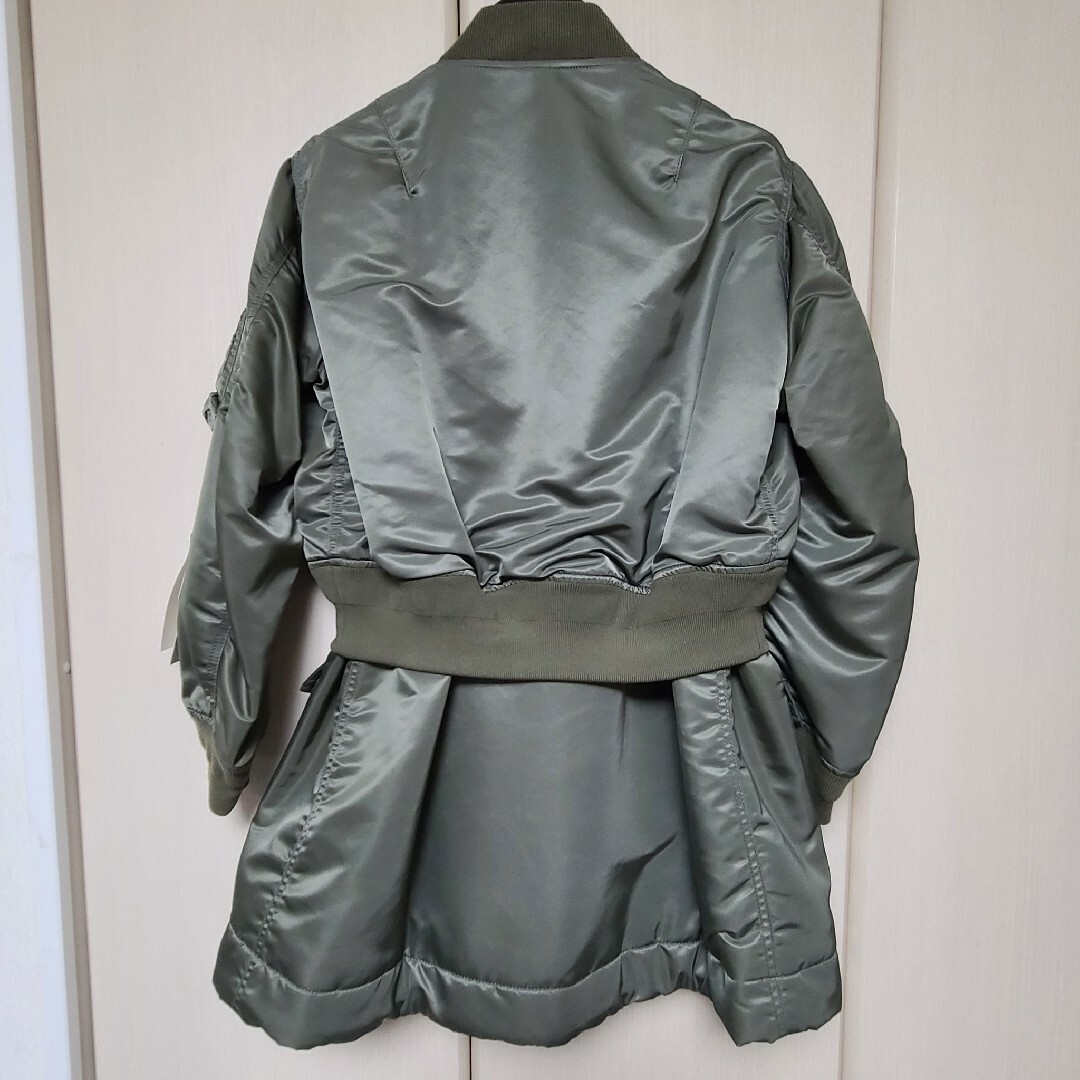 sacai(サカイ)の最終値下げ　新品未使用　Sacai 20AW Nyron Twill Coat レディースのジャケット/アウター(ナイロンジャケット)の商品写真