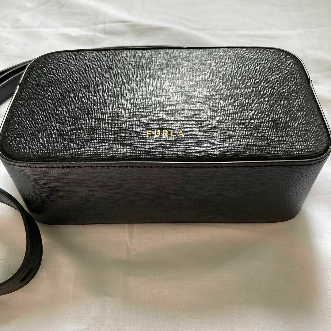 ✨極美品✨現行　FURLA フルラ ショルダーバッグ　レザー　ブラック　ボックス