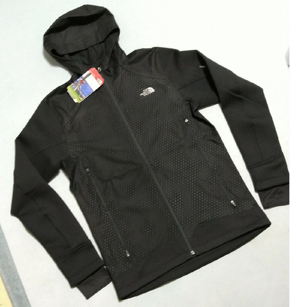 THE NORTH FACE(ザノースフェイス)のタグ付き　ノースフェイス  USA企画 撥水・防風 ソフトシェル ジャケット黒 メンズのジャケット/アウター(その他)の商品写真