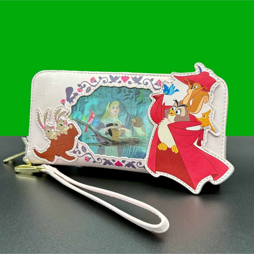 Disney(ディズニー)のラウンジフライ ディズニー 眠れる森の美女 オーロラ姫 財布 レディースのファッション小物(財布)の商品写真