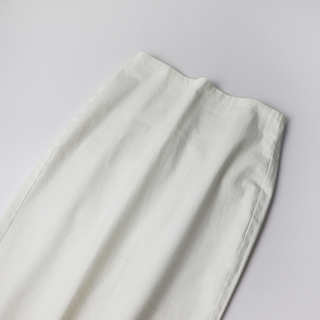 ドゥーズィエムクラス(DEUXIEME CLASSE)の2022SS ドゥーズィエムクラス MUSE Deuxieme × コルピエロ col pierrot WHITE SLIT スカート 34/ホワイト-.【2400013552196】(ひざ丈スカート)