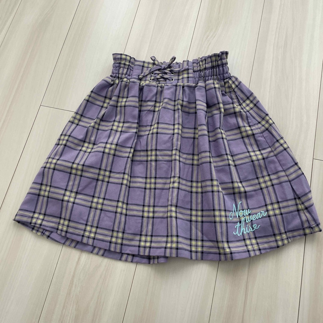 GU(ジーユー)のスカート150センチ キッズ/ベビー/マタニティのキッズ服女の子用(90cm~)(スカート)の商品写真