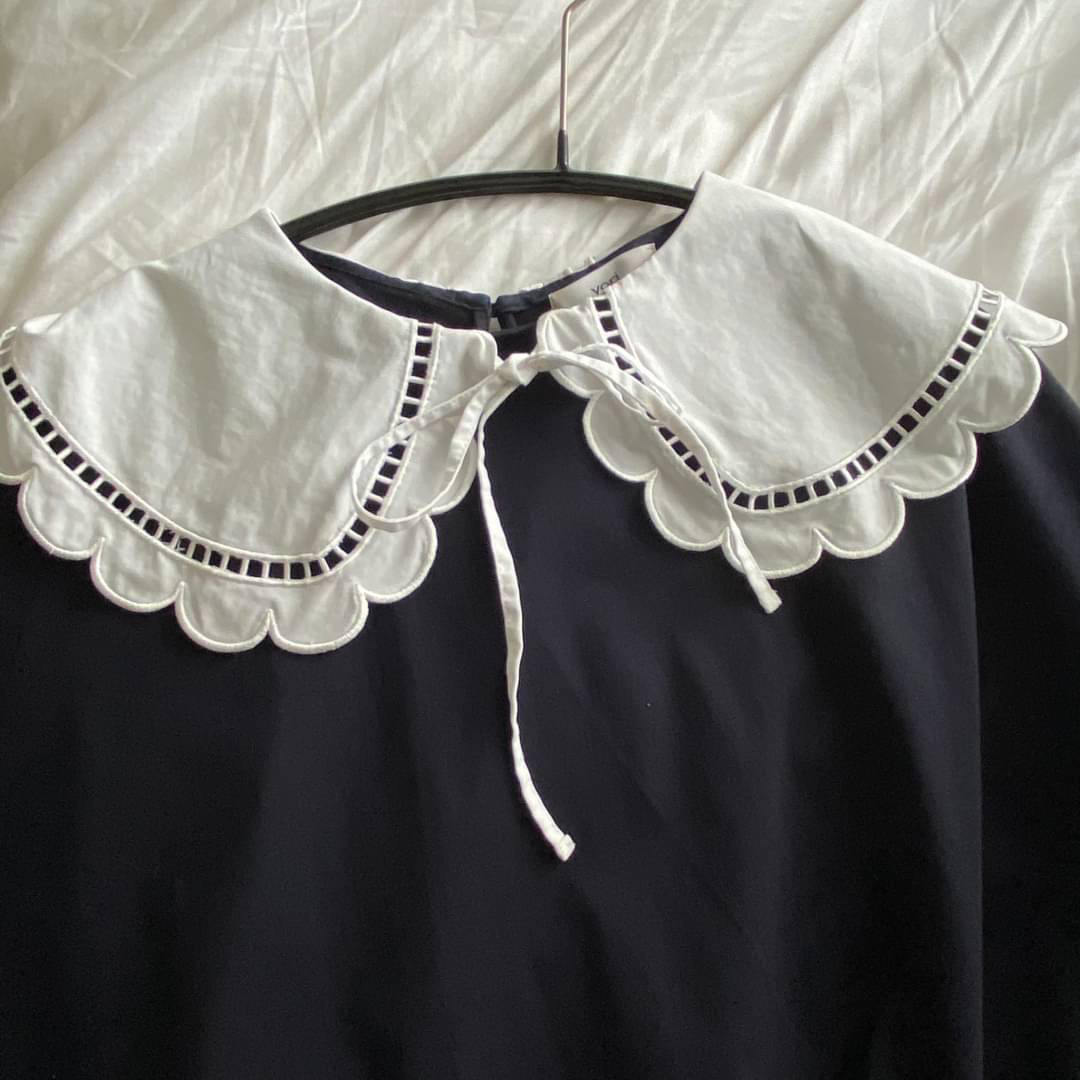 yori ヨリ　カラースカラップカットソー　ネイビー レディースのトップス(Tシャツ(半袖/袖なし))の商品写真