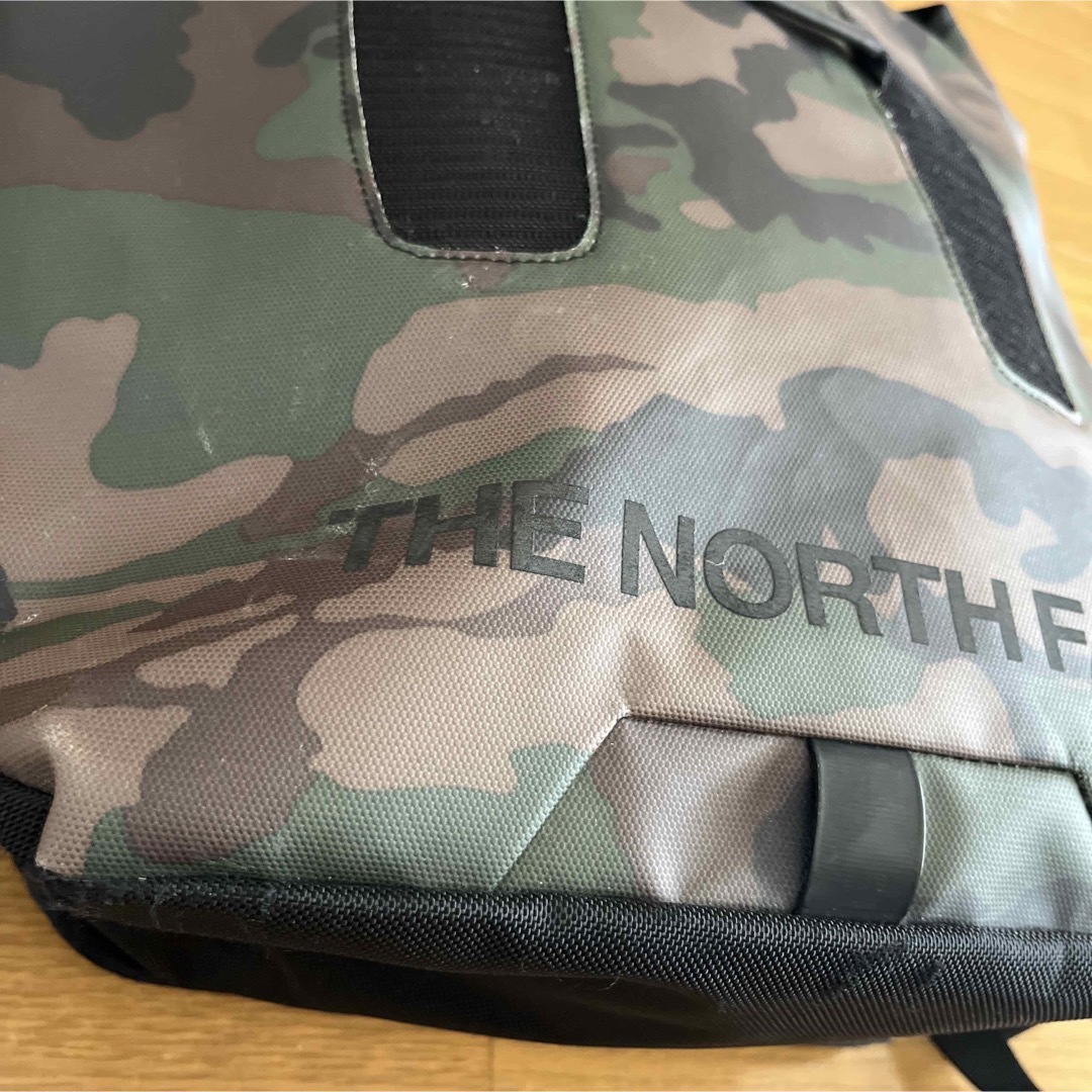 THE NORTH FACE(ザノースフェイス)のノースフェイス　リュック　迷彩柄 メンズのバッグ(バッグパック/リュック)の商品写真