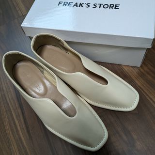 フリークスストア(FREAK'S STORE)の美品☆フリークスストア　【限定展開】スリットヒールパンプス(ハイヒール/パンプス)