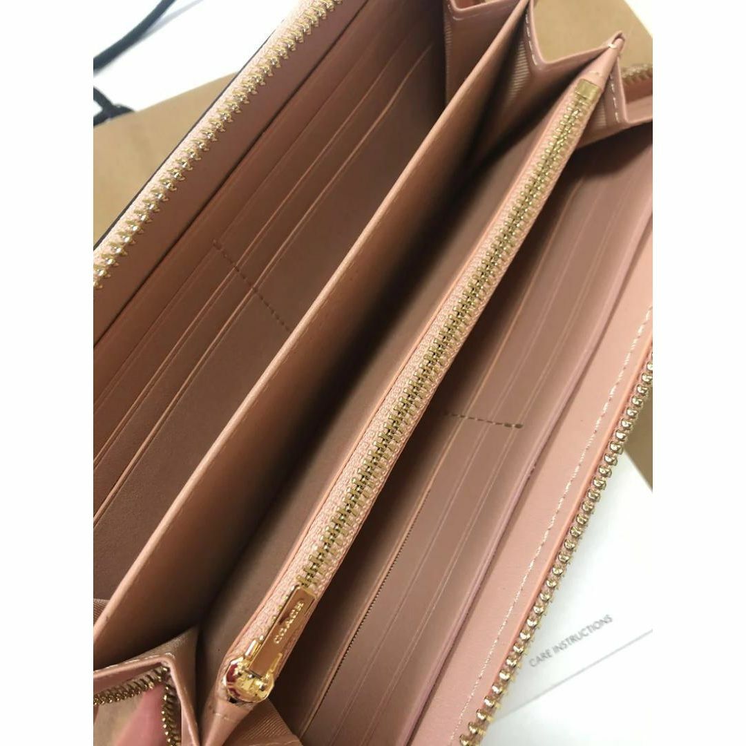 COACH(コーチ)の【秋コーデ】✨COACH 馬車ロゴ ホースアンドキャリッジ ストラップ付き長財布 レディースのファッション小物(財布)の商品写真