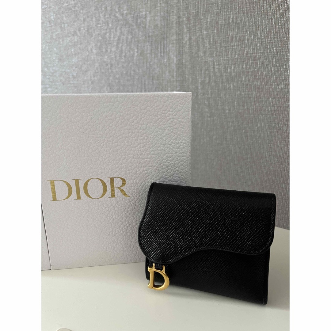 dior 三つ折り財布