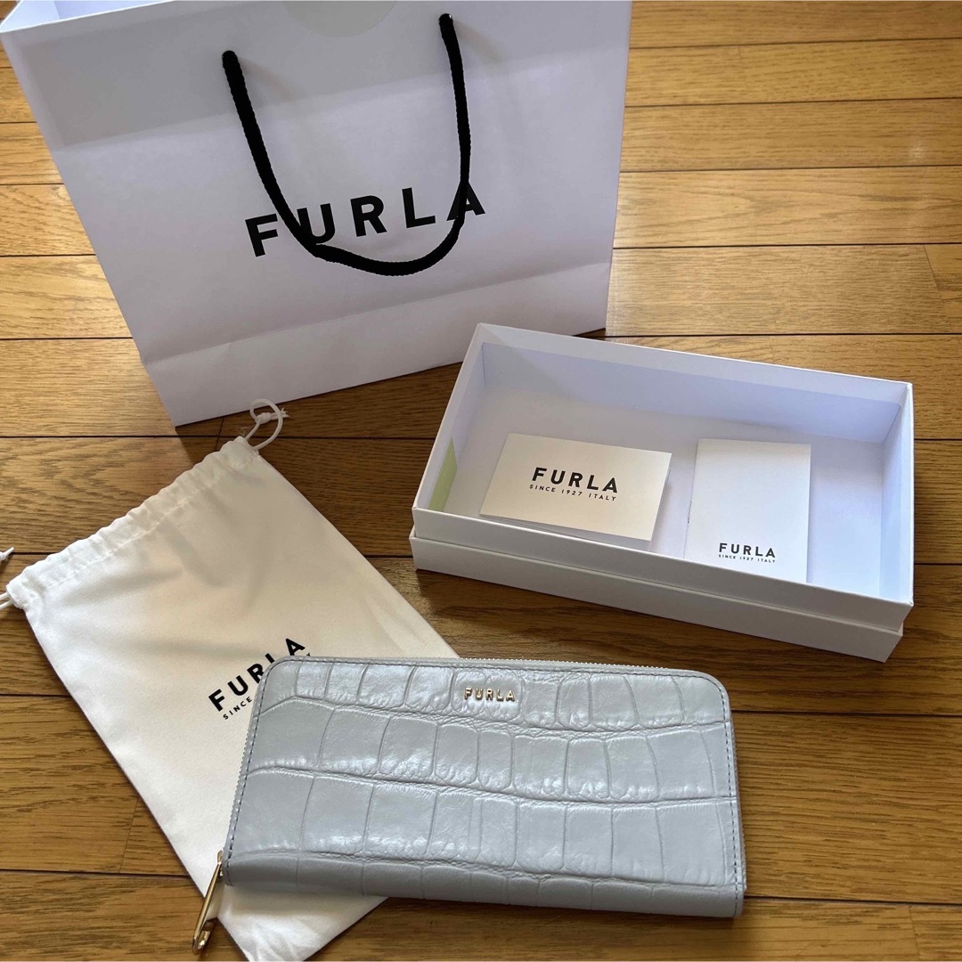 FURLA長財布