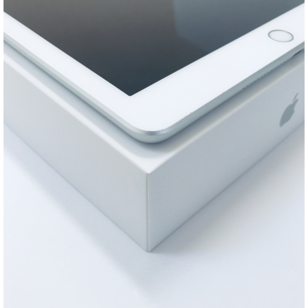 Apple iPad 第7世代 Wi-Fi 32GB 美品 2