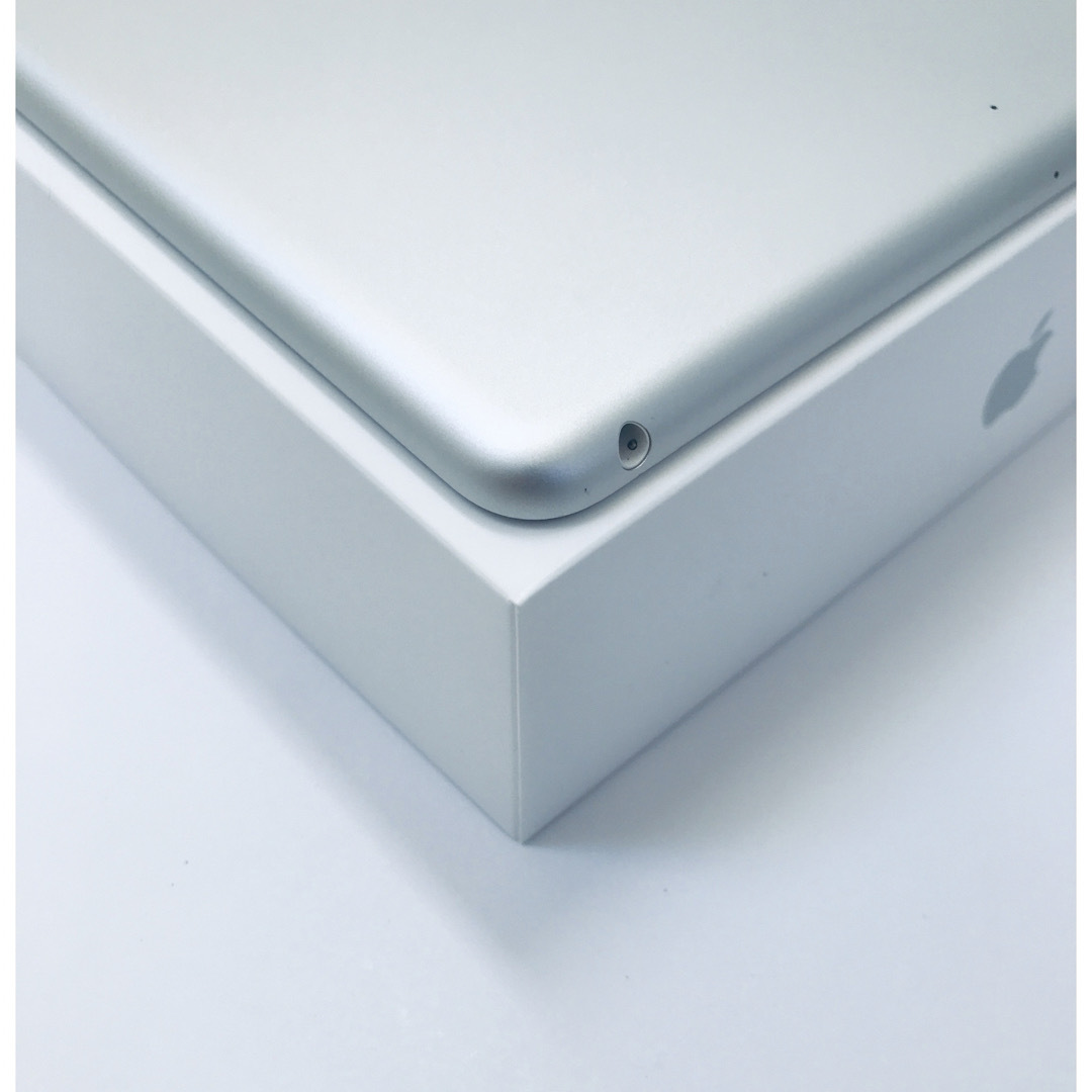 Apple iPad 第7世代 Wi-Fi 32GB 美品 3
